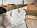 Neutral Neverfull