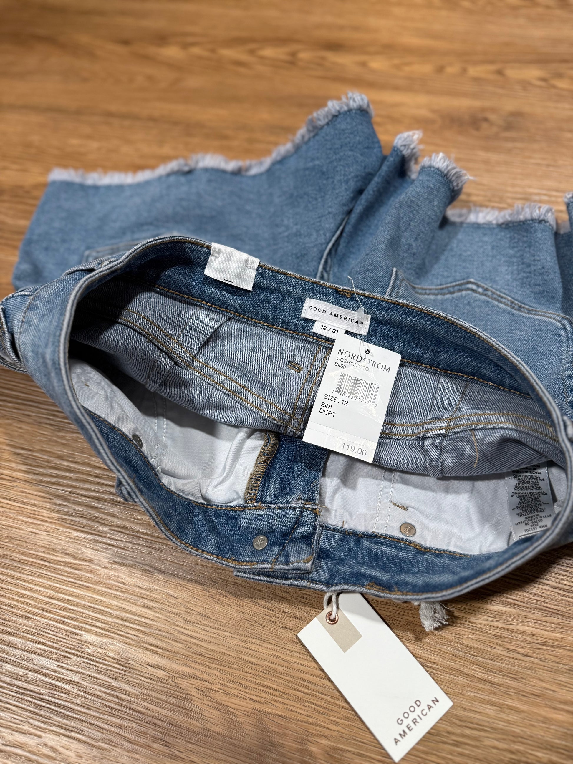 Good American Jean Shorts Size 12