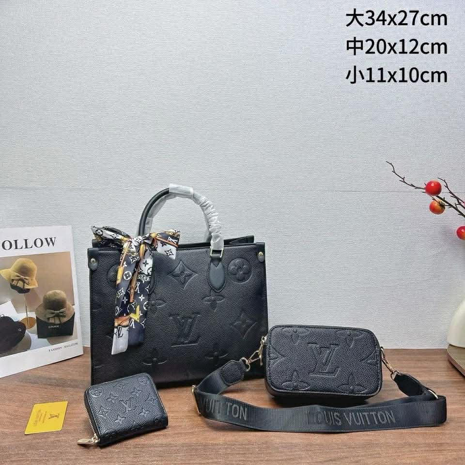Black Handbag Set