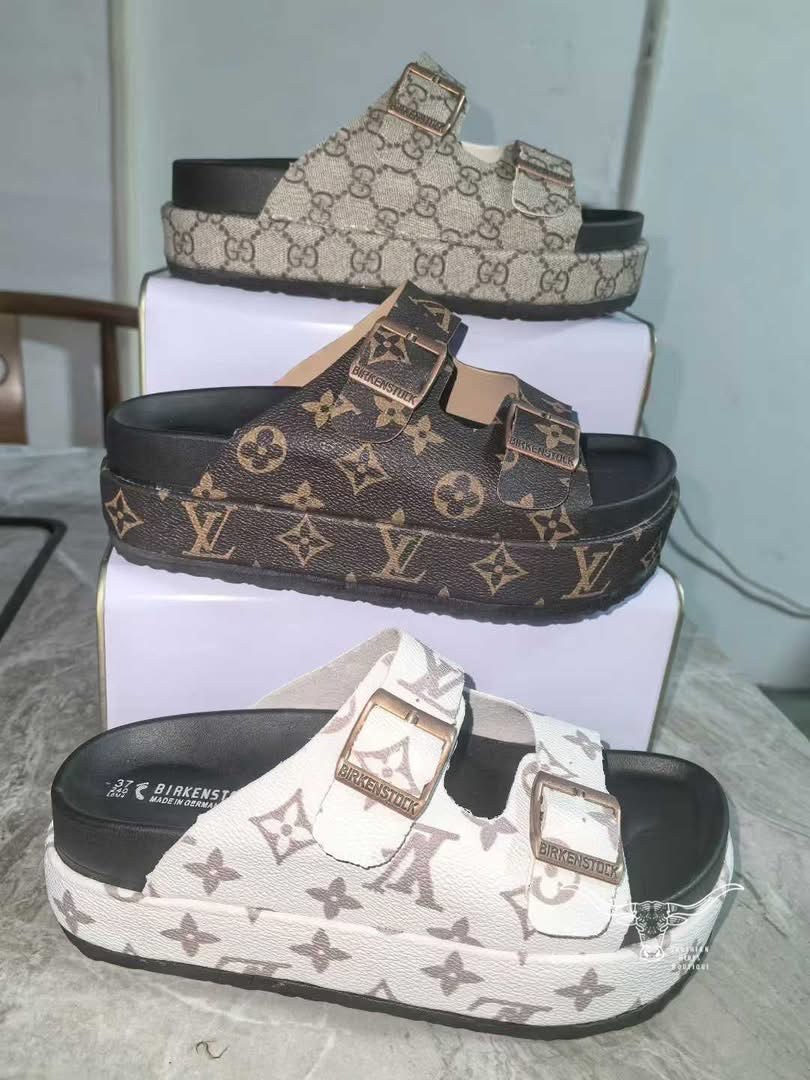 Boujee Platform Buckle Sandals **PRE ORDER**