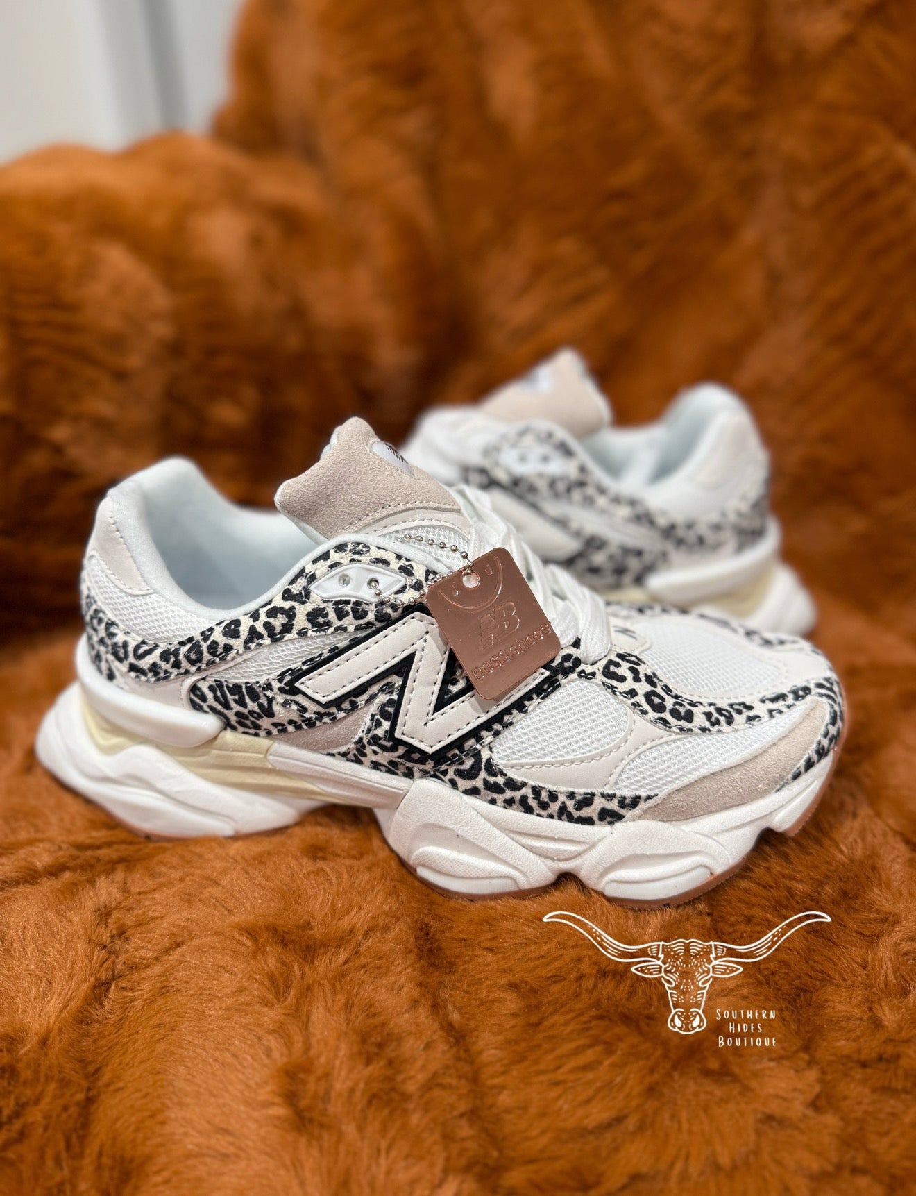 Leopard 9060 Sneakers