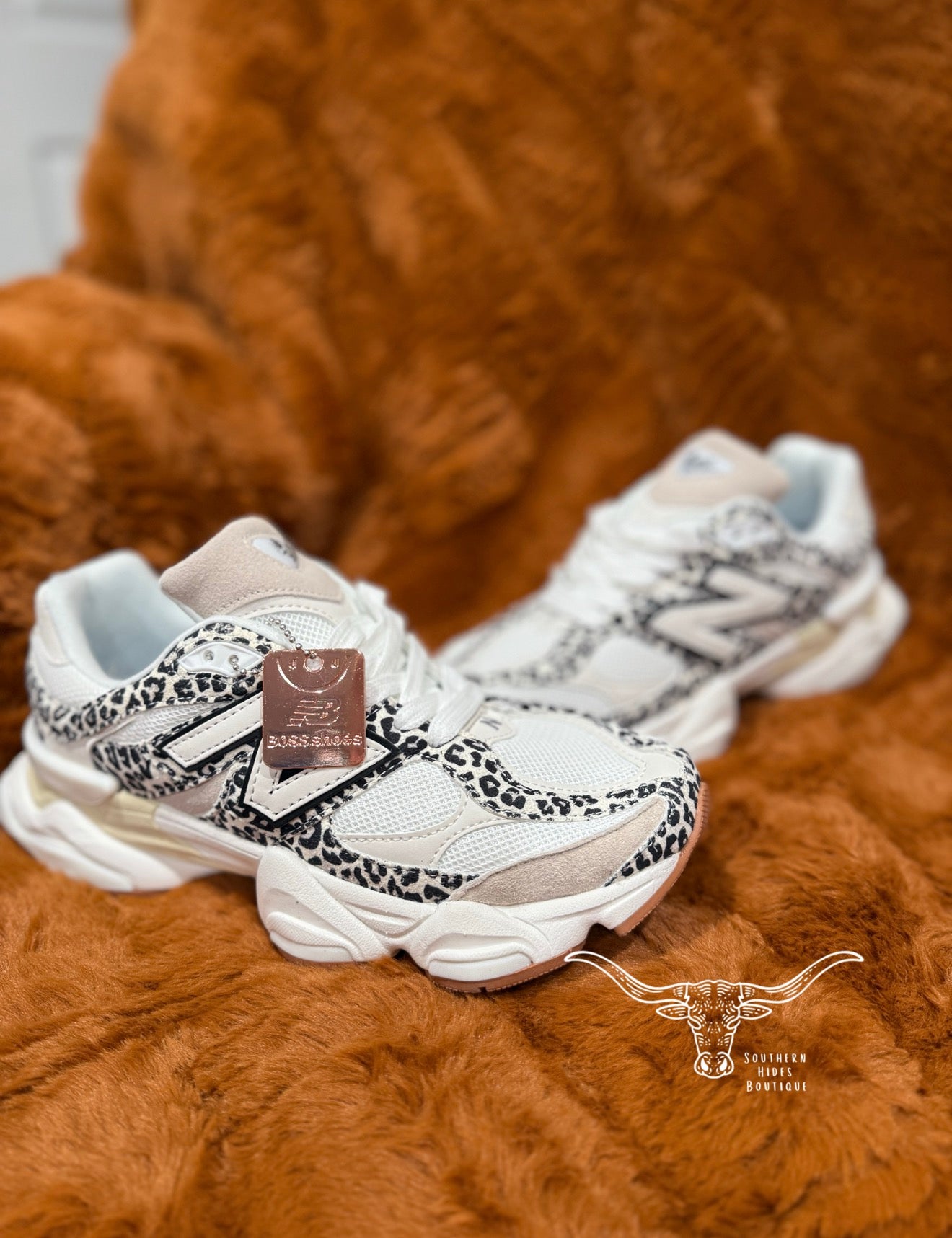 Leopard 9060 Sneakers