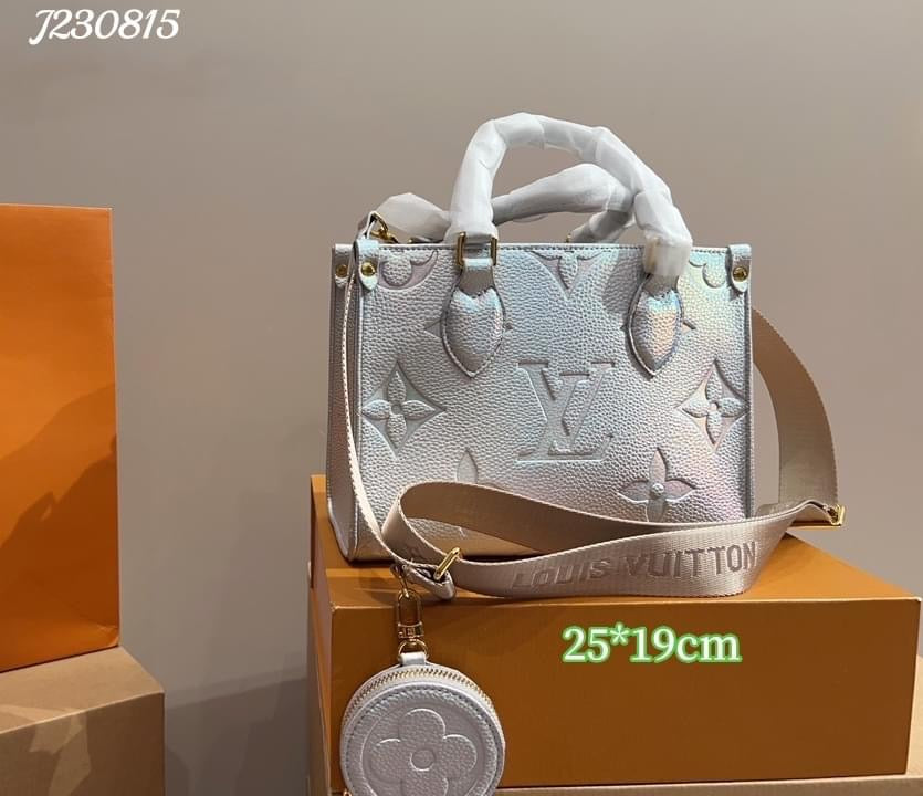 On The Go Crossbody **PRE ORDER**