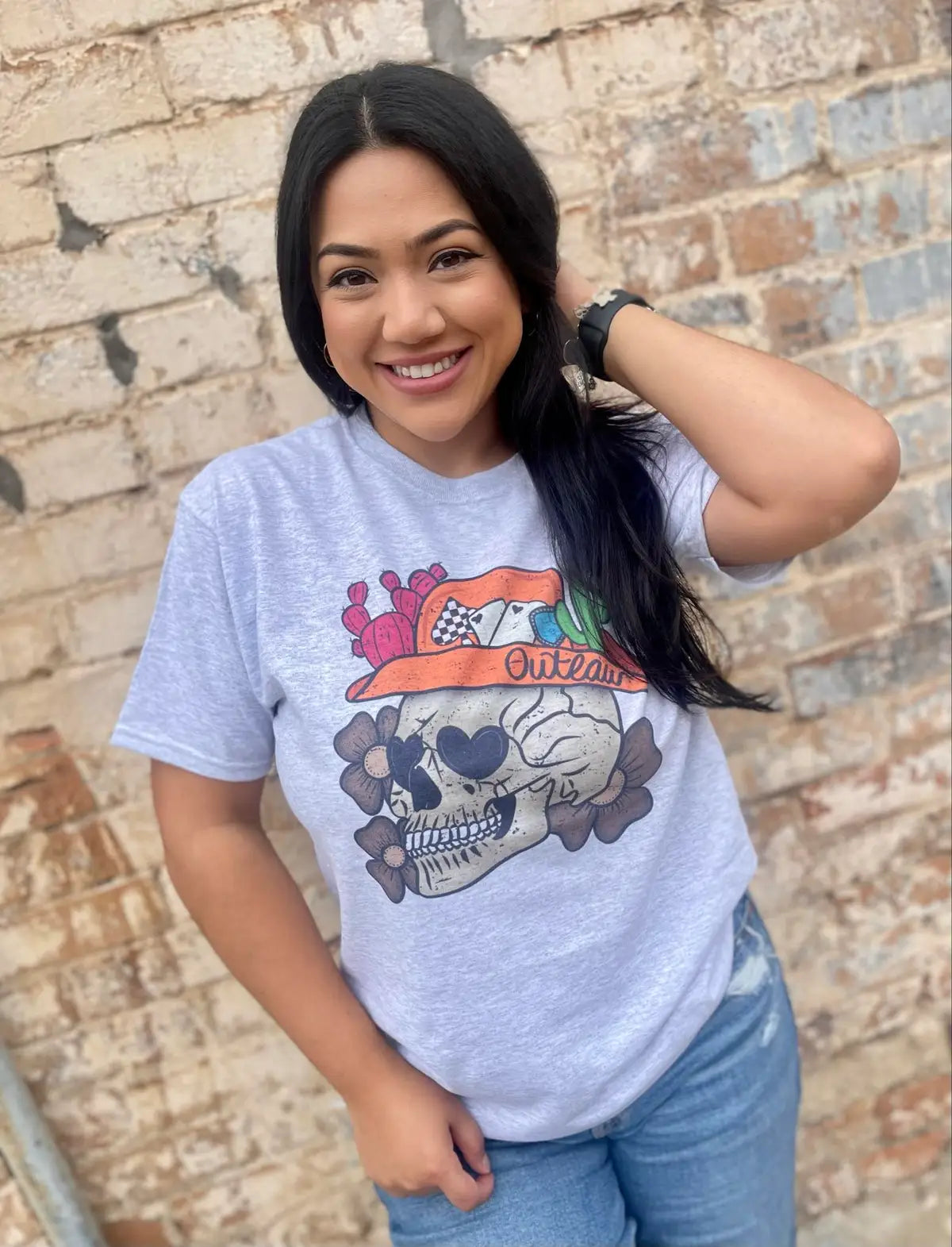 Outlaw Tee