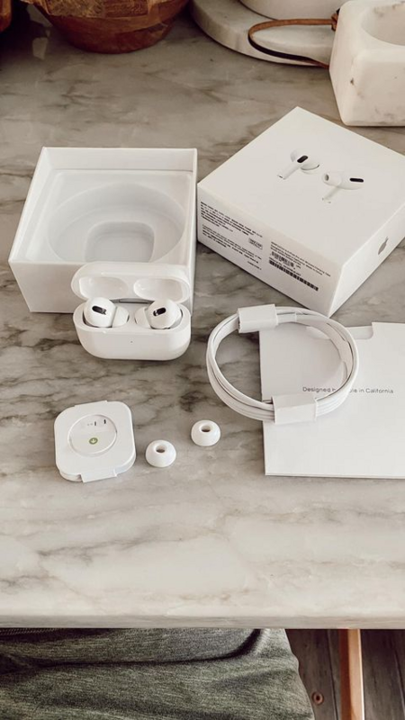 Air Pod Pros **PRE ORDER**