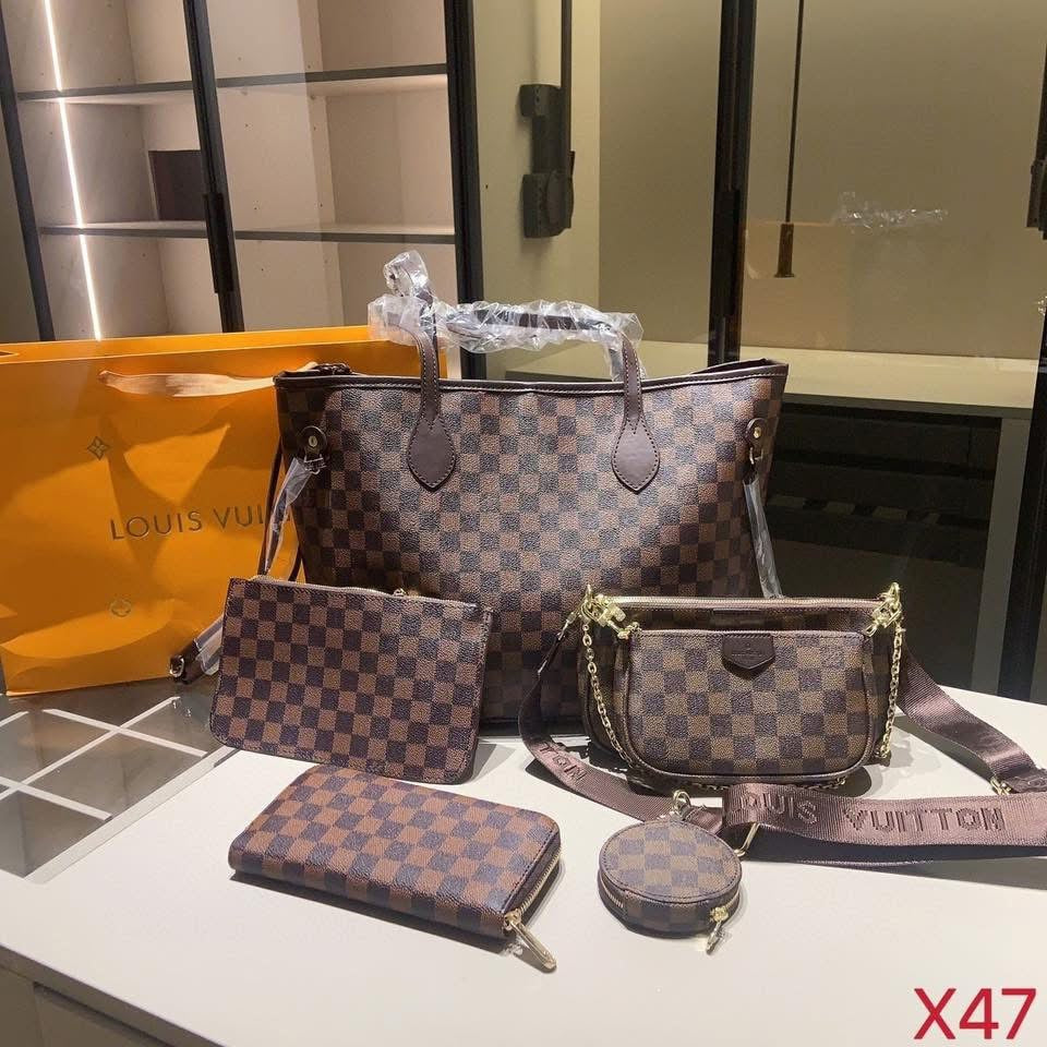 Brown Checkered Bag Set